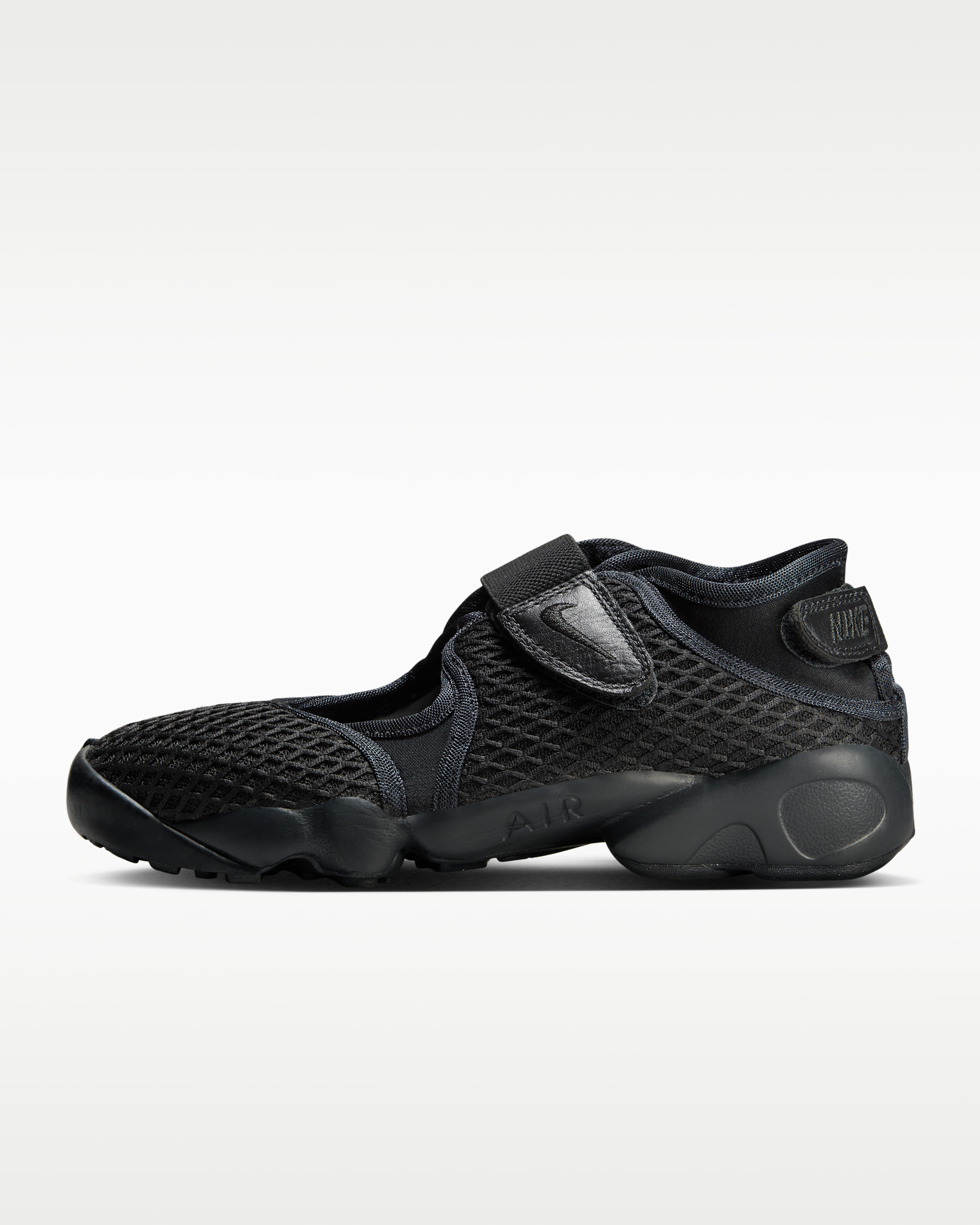 Nike Air Rift Women's Shoes. Nike JP